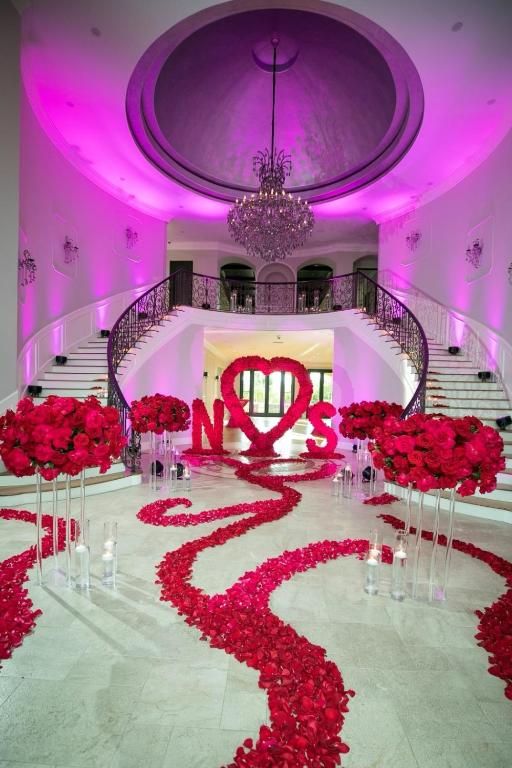 Royal Oaks Mediterranean Mansion